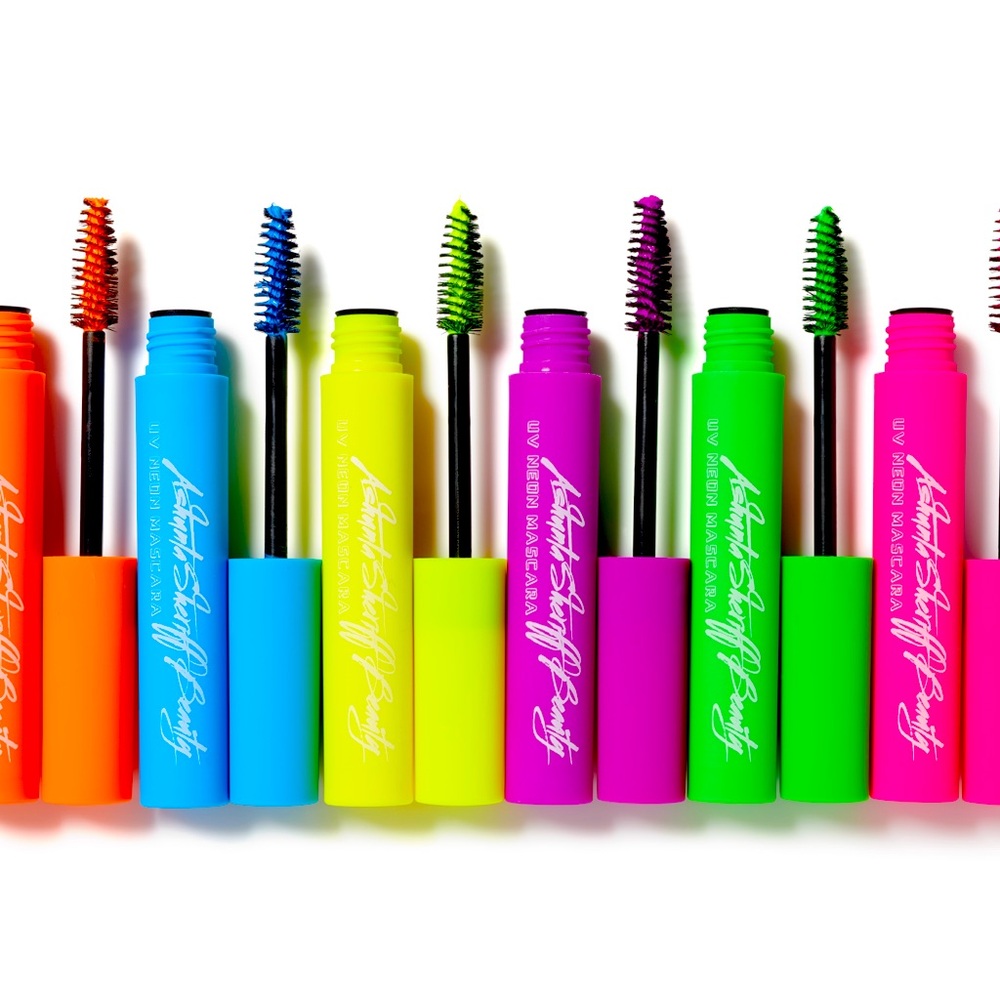 Ashunta Sheriff Beauty UV Vegan Glow Mascara